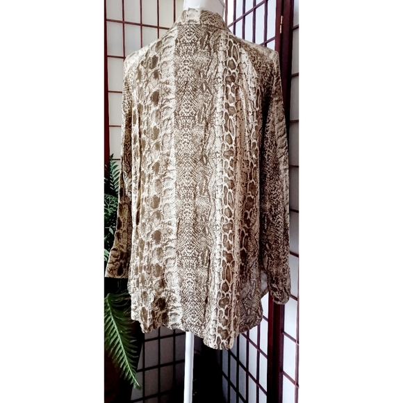 Epique Moi Women's Brown/Tan Runched Snake Print Button Front Blouse - Picture 4 of 16